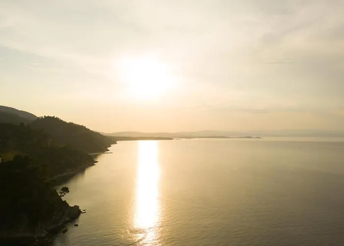 Porto Elea & Camping